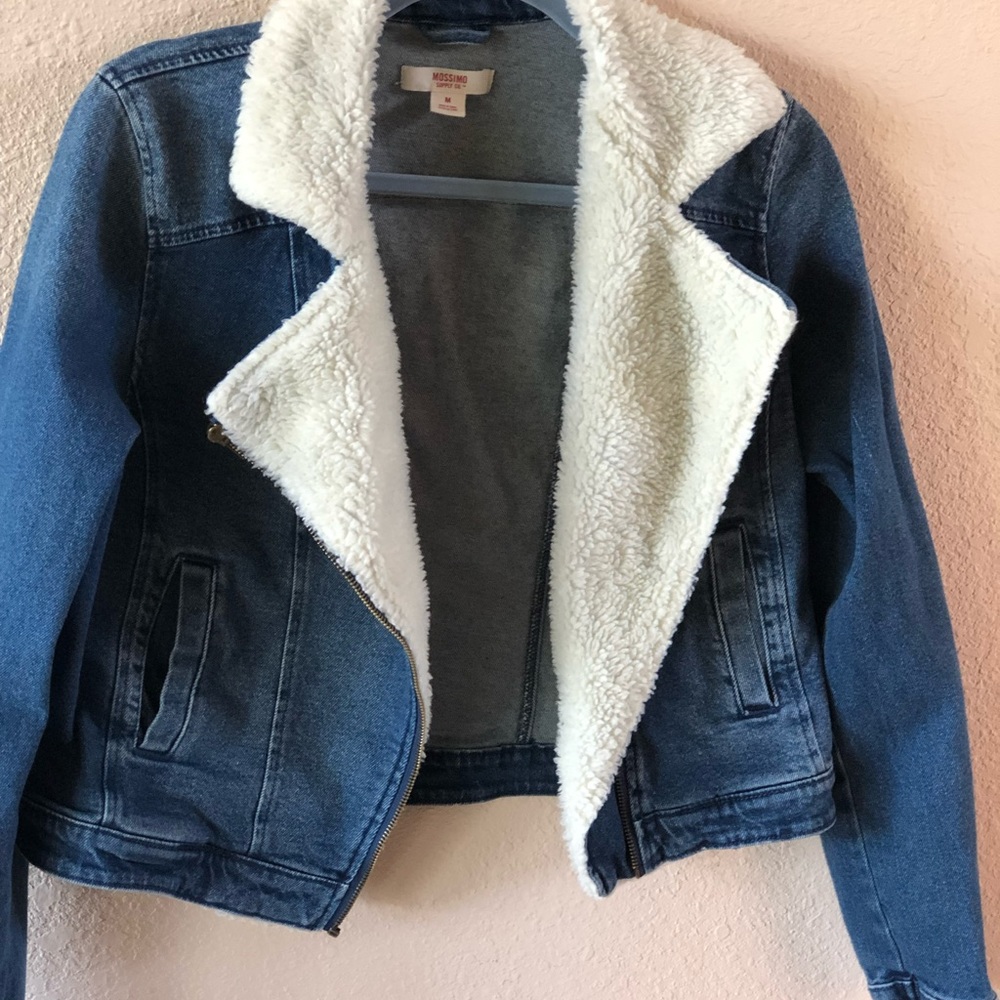 mossimo Jean jacket with sherpa trim size medium
